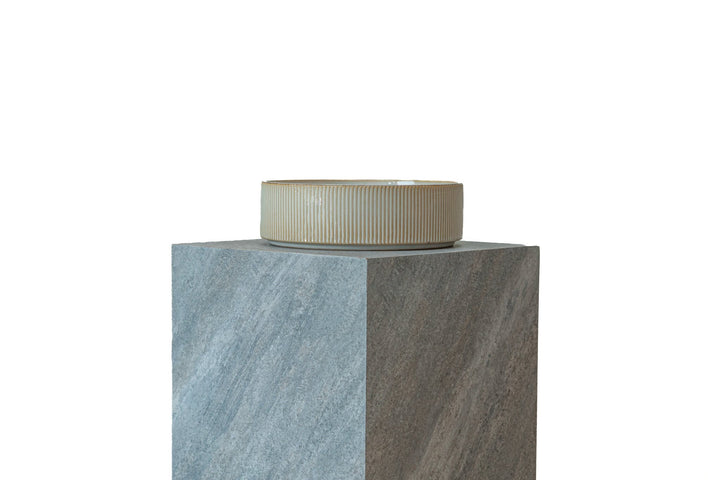 Crema Flute by FLORAL